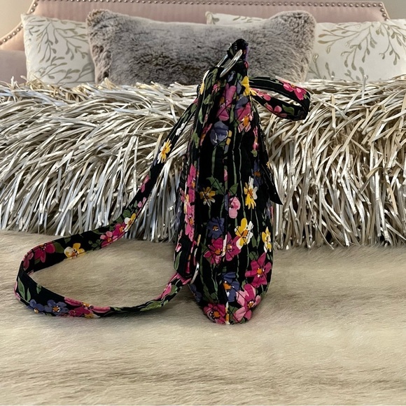 VERA BRADLEY Wildflower Garden Zipper Hipster Crossbody Yellow Floral REPAIRED - Picture 8 of 17